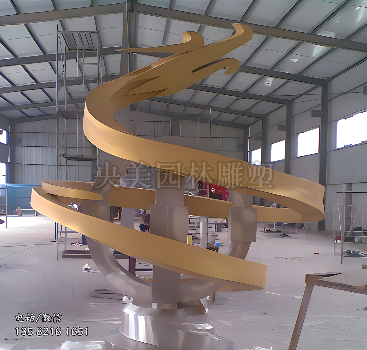 盤旋龍形景觀雕塑