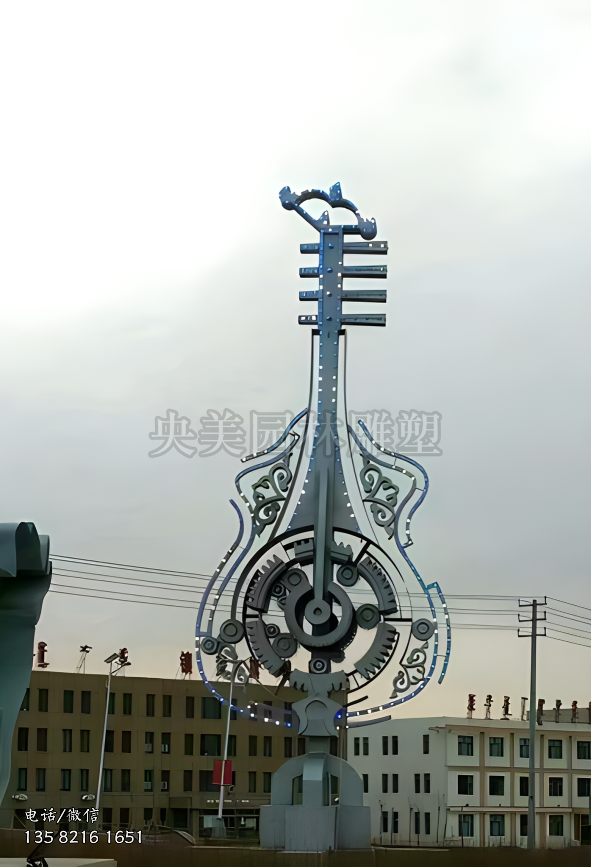 不銹鋼創(chuàng)意機械琵琶景觀雕塑