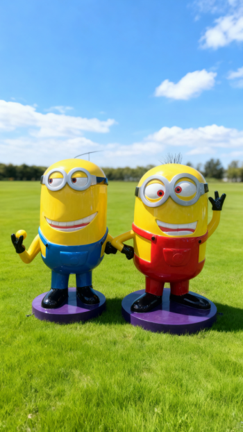 卡通小黃人雕塑 (11)