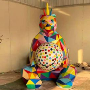 幾何熊 玻璃鋼彩繪動物